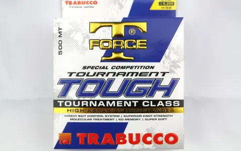 Opakowanie żyłki wędkarskiej Trabucco Tournament Tough 500 MT, z napisem "T-Force Japan" i logo.