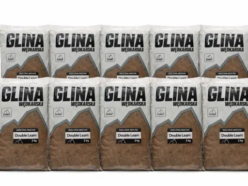 Dziesięć worków gliny wędkarskiej, każda po 2 kg. Idealna glina do zanęty, gotowa do użycia.
